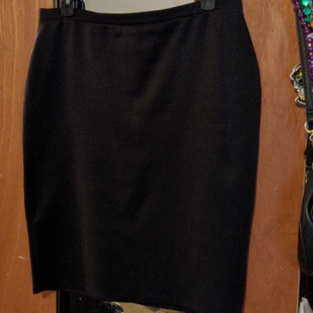 Black pencil skirt